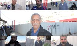 Mersin'de aylardır devam eden yol ve köprü çalışmalarının tamamlanamaması tepkilere yol açıyor 