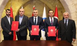 Mersin’de sağlık alanına anlamlı bağışlar: Aile sağlığı merkezi ve mobil mamografi aracı