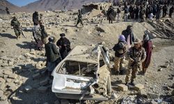 Pakistan ile Afganistan arasında çatışma: Barış görüşmeleri çöktü, sınır hattı yeniden gerildi