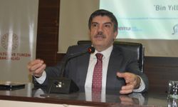 Prof. Dr. Yasin Aktay: Türkiye, modernleşme ve batılılaşma adı altında kendi kimliğinden uzaklaştırıldı