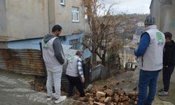 Siirt'te ihtiyaç sahibi ailelere 25 bin lira yardım