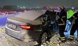 Siirt’te otomobil kepçeyle çarpıştı: 1 ölü, 4 yaralı