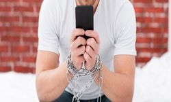 Telefon bağımlılığı: Araştırmalar dikkat dağınıklığı ve hafıza zayıflığı konusunda uyarıyor