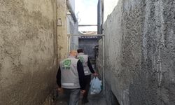 Umut Kervanı Hatay’da Regaib Kandili dolayısıyla gıda yardımında bulundu