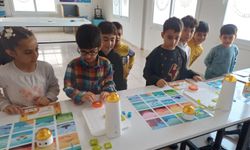 Yaparak Yaşayarak Öğrenme Merkezi çocukları geleceğe hazırlıyor