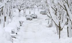 ABD’de yoğun kar yağışı, buz fırtınaları ve dondurucu soğuk alarmı