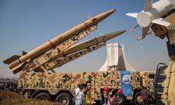 ABD'den İran'a gözdağı, Tahran'dan sert mesaj: "Süresi olan tehditlere boyun eğmeyiz"