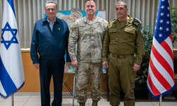 ABD'den İran'a "kısa ve hızlı" saldırı sinyali