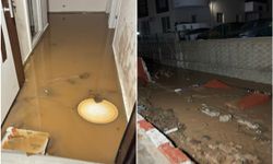 Adana’da kuvvetli sağanak: Siteyi su bastı, istinat duvarı çöktü