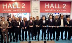 Akdeniz Tekstil Fuarı Mersin’de ziyaretçilere açıldı
