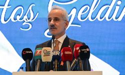 Bakan Uraloğlu, Avrasya Üniversitesi’ndeki programa katıldı