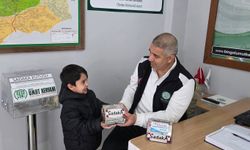 Bingöl’de duyarlı çocuklardan Gazze için anlamlı bağış