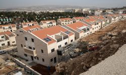 Filistin'i böl ve yut planı sürüyor: İşgalciler Batı Şeria'yı ikiye ayırıyor