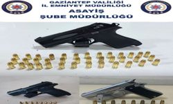 Gaziantep'te ruhsatsız silah operasyonu: 3 gözaltı