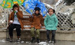 Hakkâri’de eğitime bir gün ara