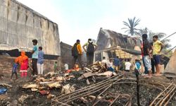 Hindistan'da depo yangını: 8 işçi öldü, çok sayıda kişi kayıp