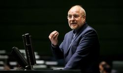 İran, ülkeye olası müdahalesine karşılık ABD'nin üslerini hedef alacaklarını bildirdi