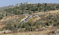 İşgalciler Atara askeri kontrol noktasını kapattı