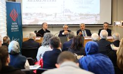 İstanbul'da "Fatih Sultan Mehmet Han Vakıfları ve Sahn-ı Seman Medreseleri" paneli