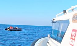 İzmir açıklarında 24 düzensiz göçmen kurtarıldı