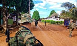 Kolombiya'da silahlı gruplar arasındaki çatışmalarda en az 26 kişi öldü