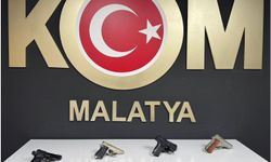 Malatya'da ruhsatsız silah operasyonunda 3 kişi yakalandı