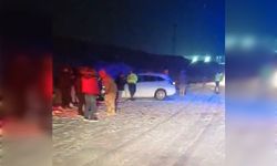 Mardin’de kar yağışı etkili oldu: 3 araç kazaya karıştı