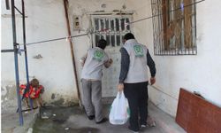 Mersin Umut Kervanı’ndan Miraç Kandili’nde ihtiyaç sahiplerine destek