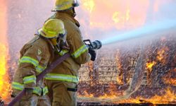 Mersin'de bir evde çıkan yangın korku dolu anlara neden oldu