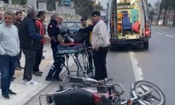 Mersin'de kamyonet ile motosiklet çarpıştı: 1 yaralı