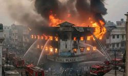 Pakistan'daki AVM yangınında ölü sayısı 67'ye yükseldi