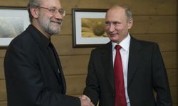 Rusya ve İran arasında kritik görüşme: Putin, Laricani ile görüştü