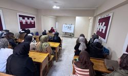 Siirt’te serviks kanseri farkındalığı için kadınlara bilgilendirme yapıldı