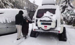 Siirt'te yoğun kar yağışına rağmen diyaliz hastası hastaneye ulaştırıldı