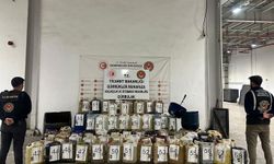 Sınır kapıları ve havalimanlarında yüklü miktarda uyuşturucu ele geçirildi