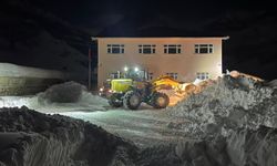 Şırnak'ta çığ nedeniyle kapanan köy yolları açıldı