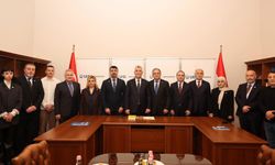 Ticaret Bakanı Ömer Bolat, UID Macaristan Başkanı Güray ile görüştü