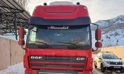 Tunceli-Pülümür kara yolunda kazaya karışan tır sürücüsü yakalandı