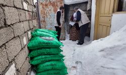 Umut Kervanından Ağrı’da onlarca aileye kömür desteği