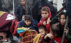 UNRWA: Gazze'de yardım krizi derinleşiyor, yüz binlerin hayatı tehlikede