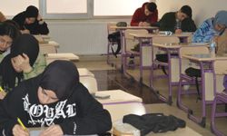 Yapay zekâ öğrenciyi geliştiriyor mu, tembelleştiriyor mu?