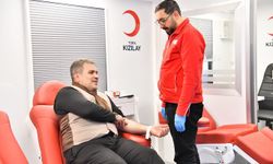 Yeşilyurt Belediyesi personelleri Kızılay'a kan bağışında bulundu