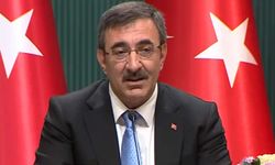 Yılmaz: Tüm taraflarla diyalog içinde istikrarı savunacağız