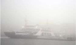 Yoğun sis Çanakkale Boğazı’nı kapattı, feribot seferleri durdu