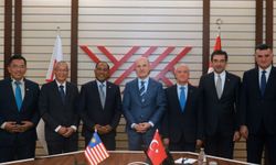 YÖK Başkanı Özvar, Malezya Yükseköğretim Bakanı Kadir ile görüştü