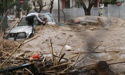 Yunanistan'da şiddetli yağışlar sele yol açtı: 2 ölü