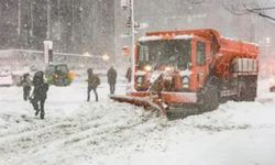 ABD'nin doğu kıyılarını kar fırtınası vurdu: 600 bin kişi elektriksiz kaldı