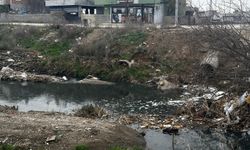 Adana'da vatandaşlardan ve siyasilerden CHP’li belediyeye "dere" tepkisi