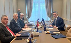 Bakan Bolat Yunanistan Altyapı ve Ulaştırma Bakanı Dimas ile görüştü