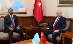 Bakan Güler, Somali Limanlar ve Deniz Ulaştırma Bakanı Nur ile görüştü